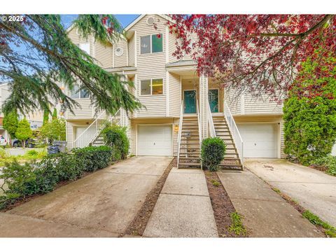 10 SE 105TH AVE Portland OR 97216