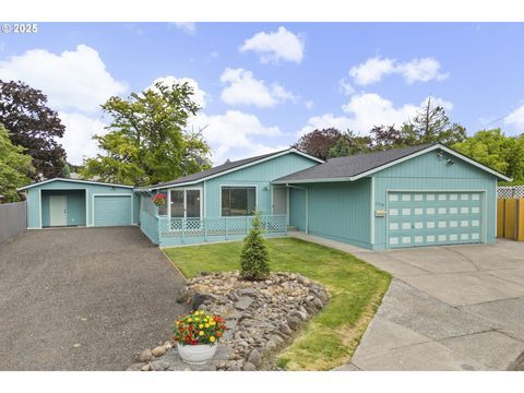 6318 SE 93RD AVE Portland OR 97266